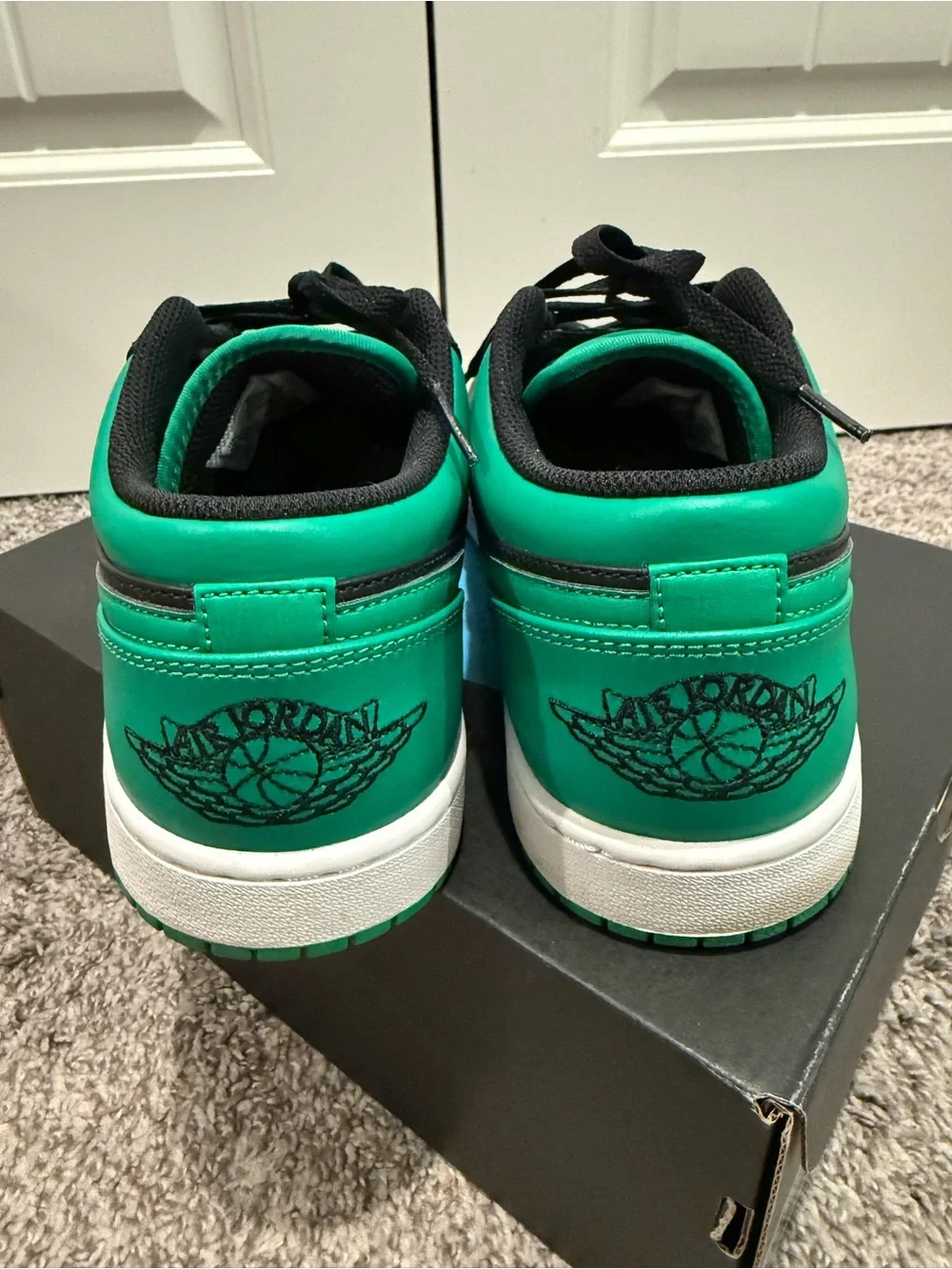 Jordan Low-Top Sneakers in Black and Green